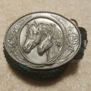 Siskiyou Two Horse Vintage Belt Buckle with Belt